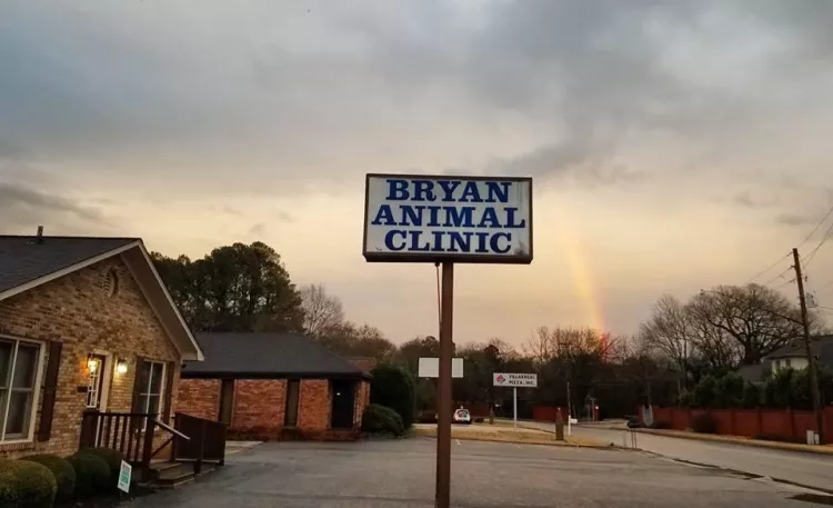 Bryan Animal Clinic, Tennessee, Decatur